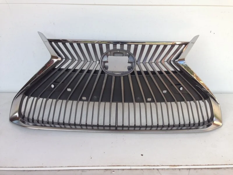 Решётка радиатора Lexus Es 2018-2020 5310133690 7, передняя