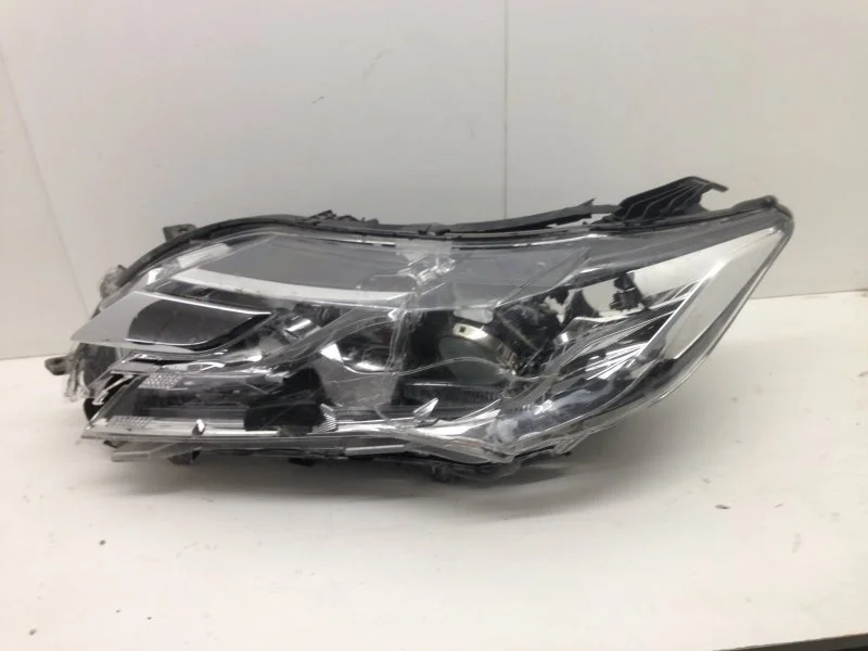 Фара Mitsubishi Pajero Sport 2015-2020 8301C793 3, передняя левая