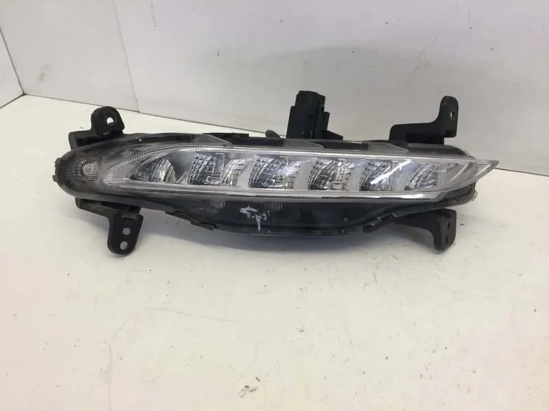 Фара противотуманная Kia Rio 2017-2021 92201H0200 4, передняя левая