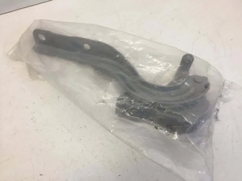 Петля капота Kia Rio 2017-2021 79120H0000 4, передняя правая