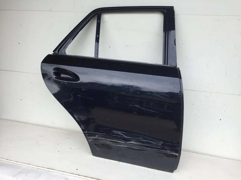 Дверь Mercedes-Benz Gle-Klasse 2012-2018 A1667300205 W166, задняя правая