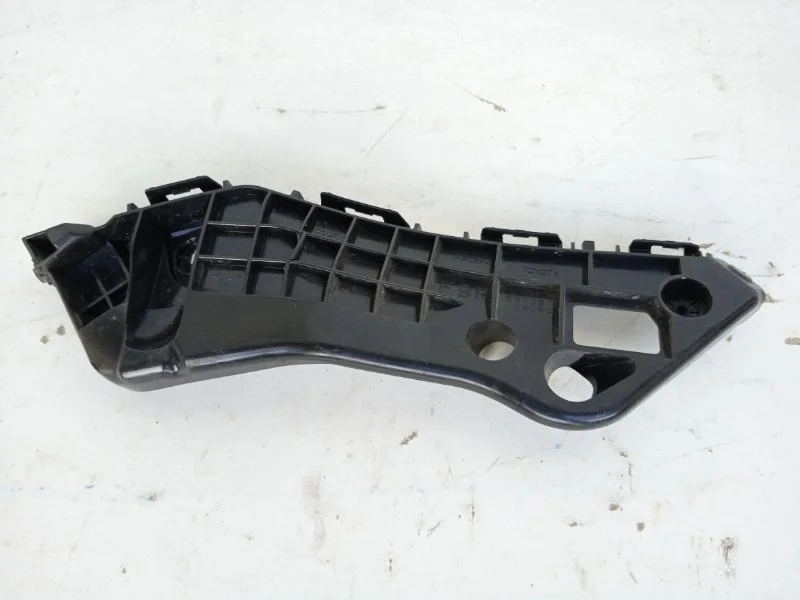 Кронштейн бампера Toyota Rav4 2015-2019 5253542080 CA40, передний правый