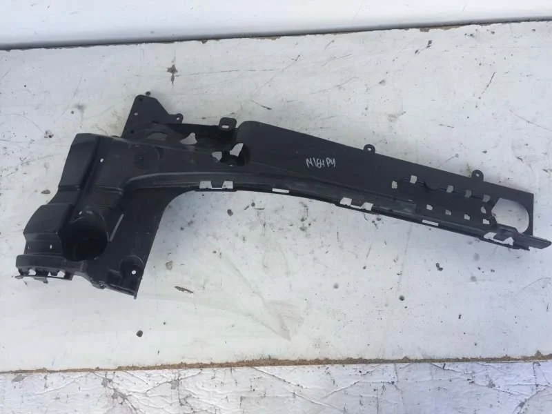 Кронштейн бампера BMW X4 2017-2020 G02