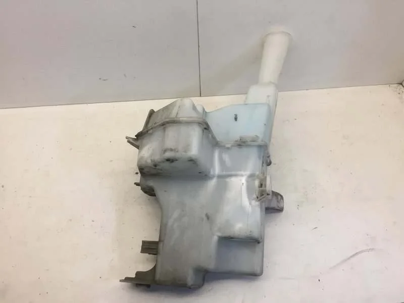 Бачок стеклоомывателя Hyundai Solaris 2018-2022 98610H5000 2, передний