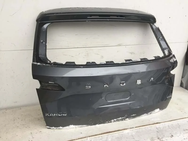 Дверь багажника Skoda Karoq 2017-2022 57A827023A 1, задняя