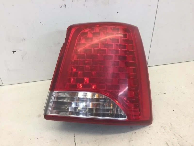 Фонарь Kia Sorento 2009-2014 924022P020 2, задний правый