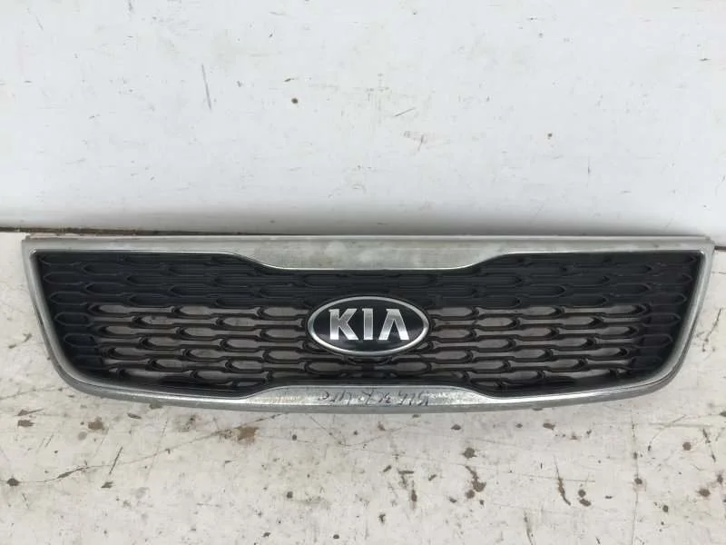 Решётка радиатора Kia Sorento 2009-2014 863502P500 2, передняя