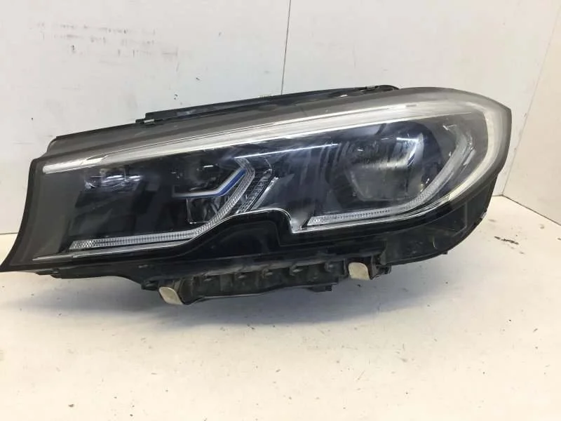 Фара BMW 3 series 2018-2021 63118496163 G20, передняя левая