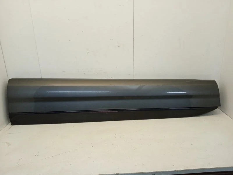 Накладка двери Audi Q7 2015-2021 4M0853959G 2, передняя левая