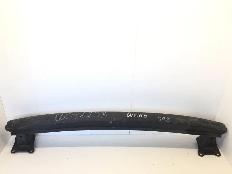 Усилитель бампера Skoda Octavia 2004-2013 1Z5807305C 2, задний