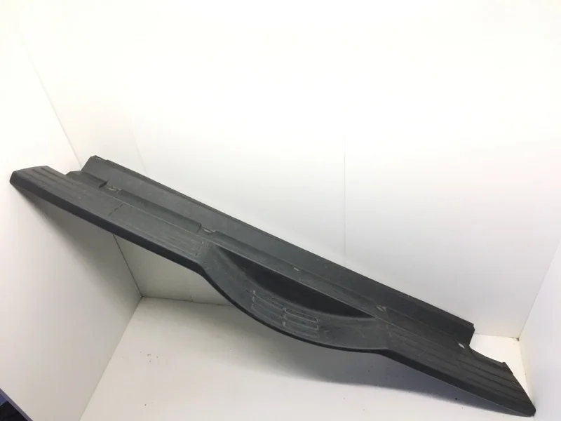 Накладка бампера Mitsubishi Pajero 2006-2014 6410A186 4, задняя