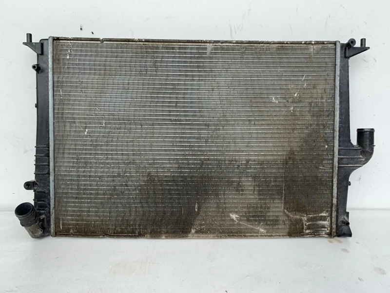 Радиатор двигателя Renault Logan 2004-2015 214100980R 1, передний