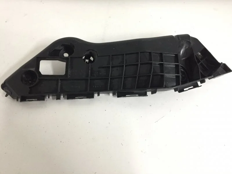 Кронштейн бампера Toyota Rav4 2014-2020 5253542080 CA40, передний правый