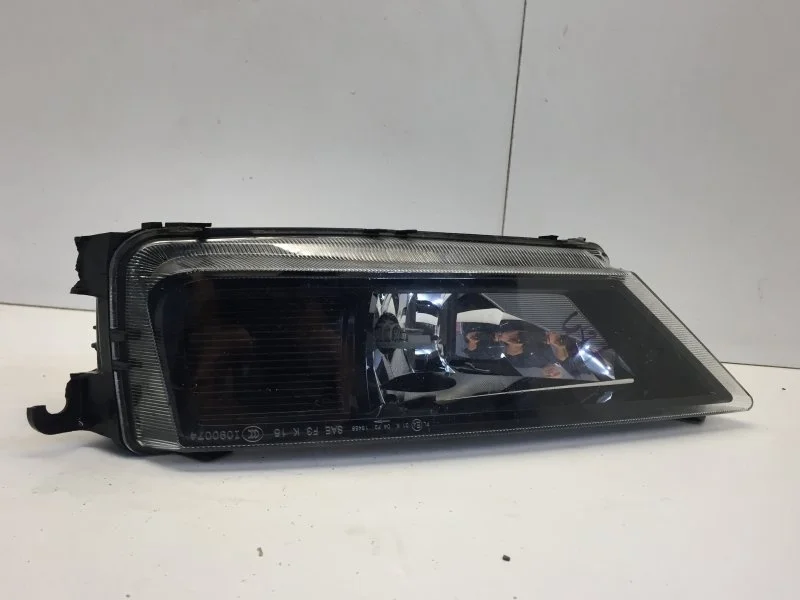 Фара противотуманная Volkswagen Tiguan 2016-2020