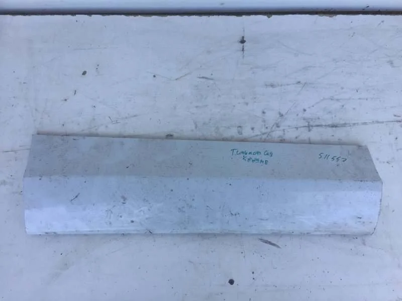 Накладка двери Audi Q3 2011-2018 8U0853970F 1, задняя правая