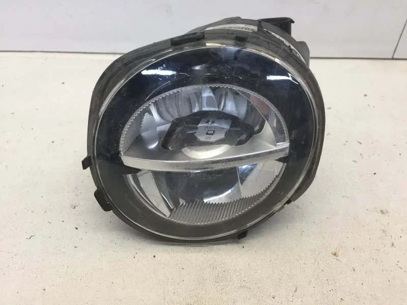 Фара противотуманная BMW 3 series 2015-2020 63177315560 F30/F31, передняя правая