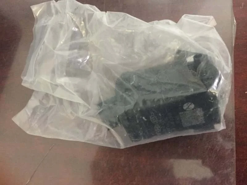 Насос омывателя фары Hyundai Creta 2016-2020 985102J500 1, передний