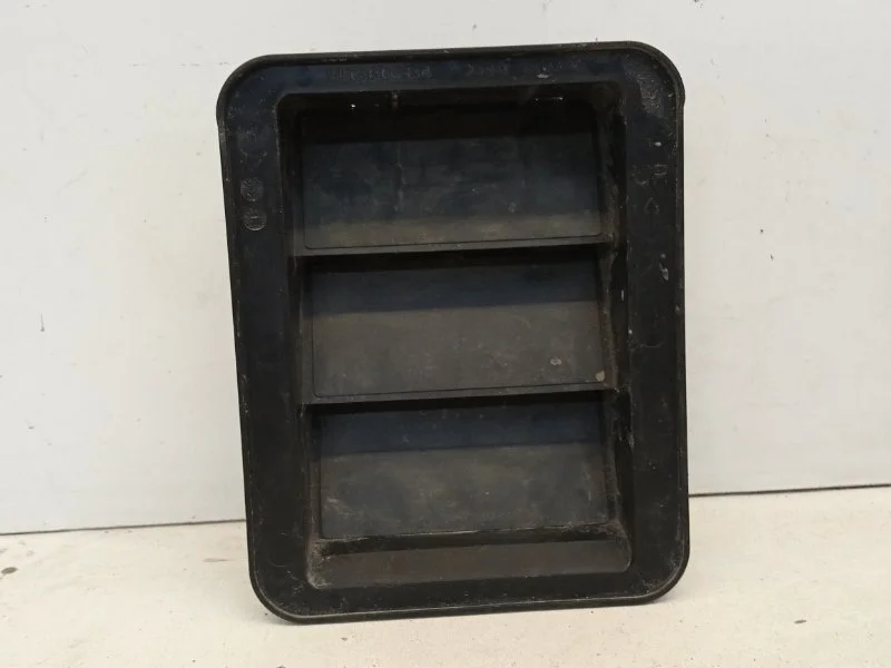 Решётка вентиляционная Mitsubishi Lancer 2007-2015 MR360284 10