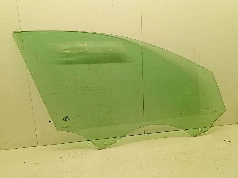Стекло двери Audi A4 2007-2015 8K0845202C B8, переднее правое