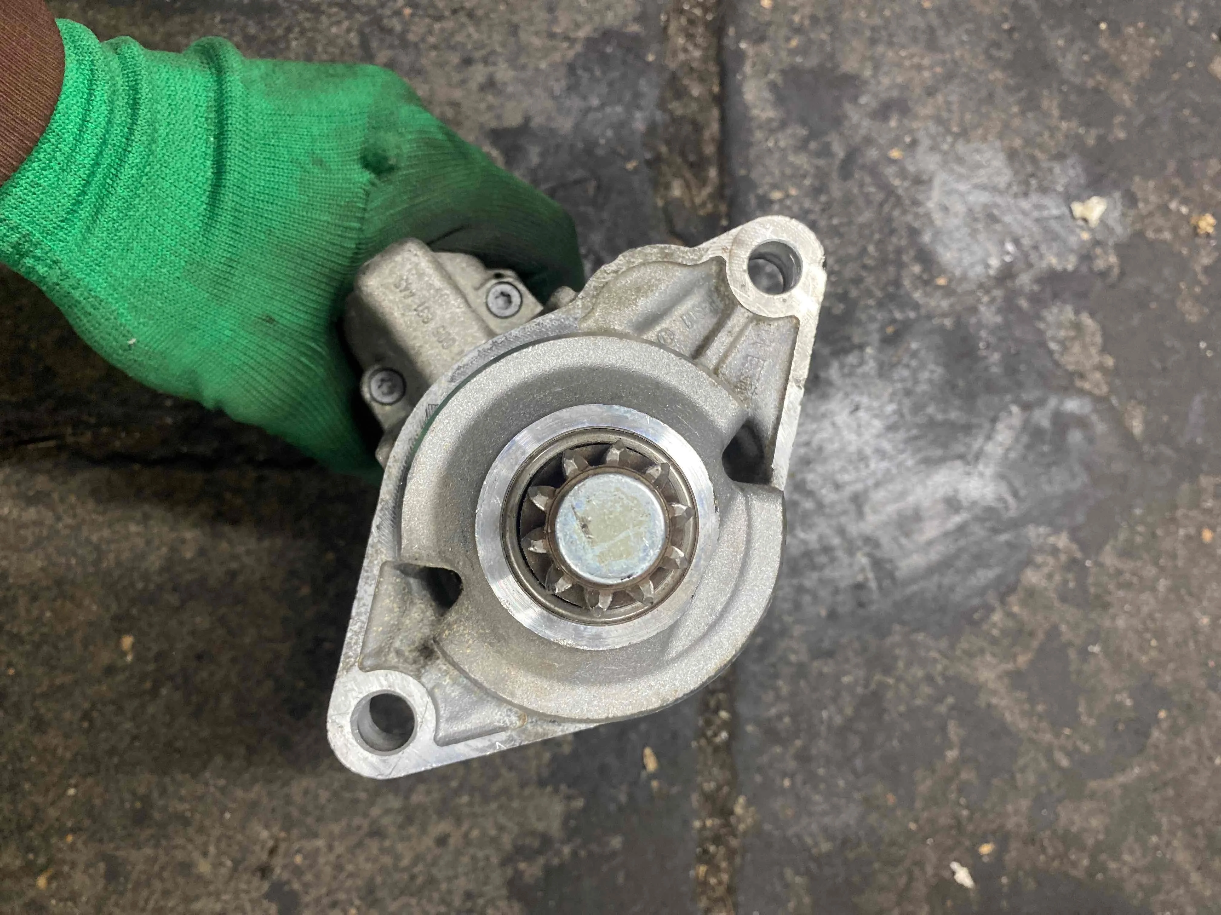 Стартер Volkswagen Mk6 (2008—2012) 02E911023J
 BMY