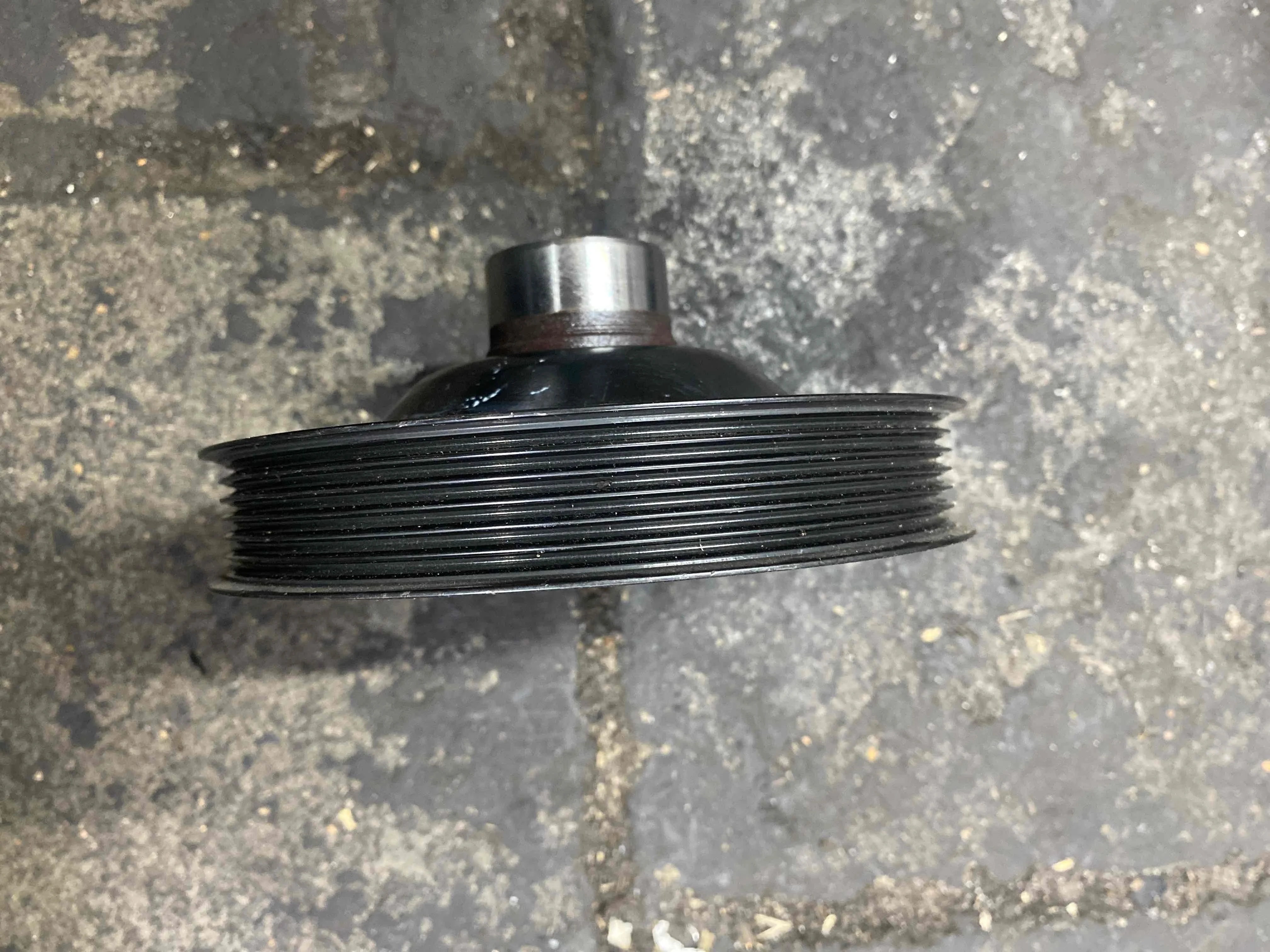 Шкив коленвала Mercedes-Benz W205/S205/C205/A205 (2014—2018) A2740301203; A2740300803 274920