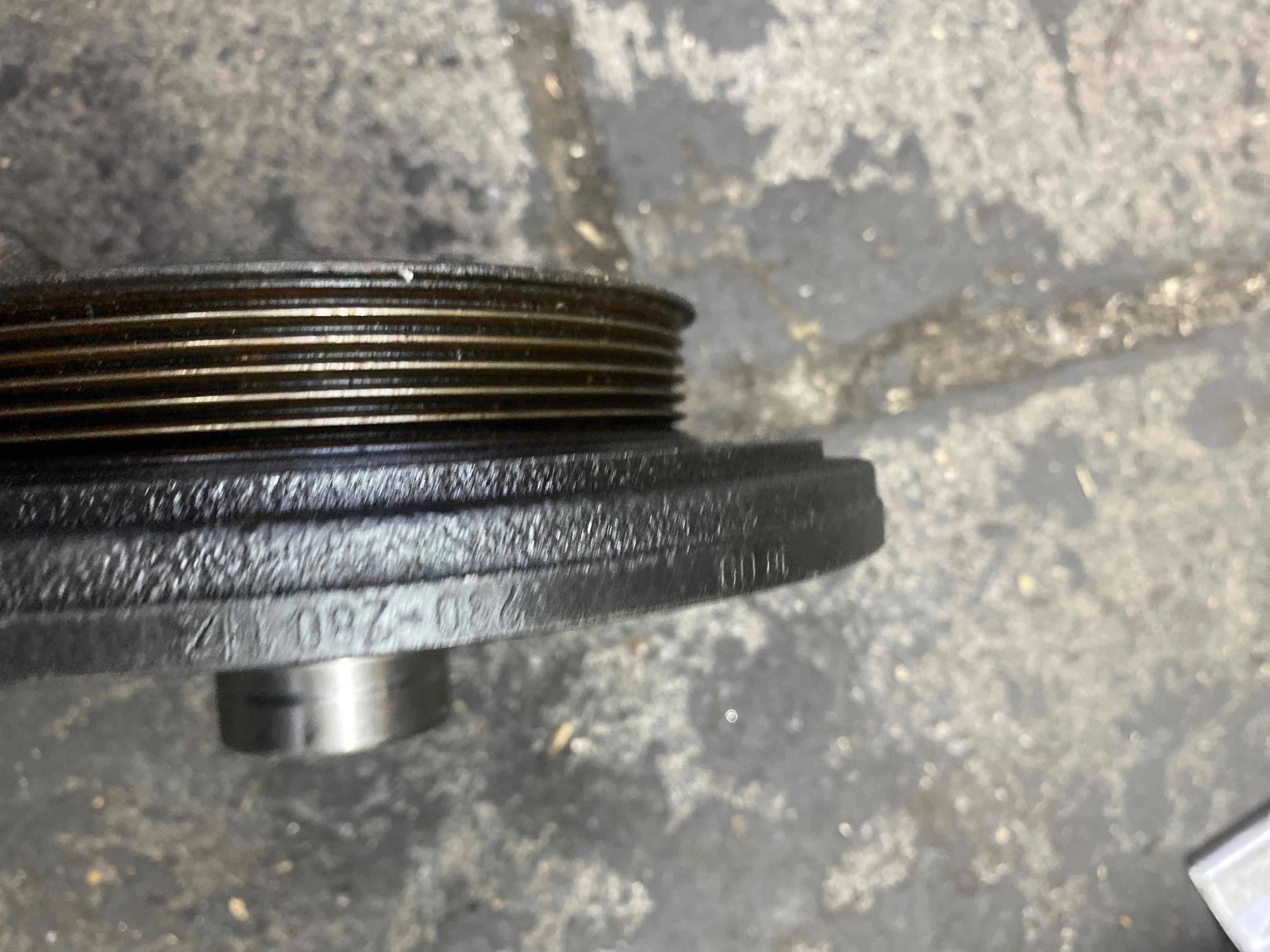 Шкив коленвала Mercedes-Benz W203/S203/CL203 рестайлинг (2004—2008) A6110300103; A6110300203; A6460300903 611