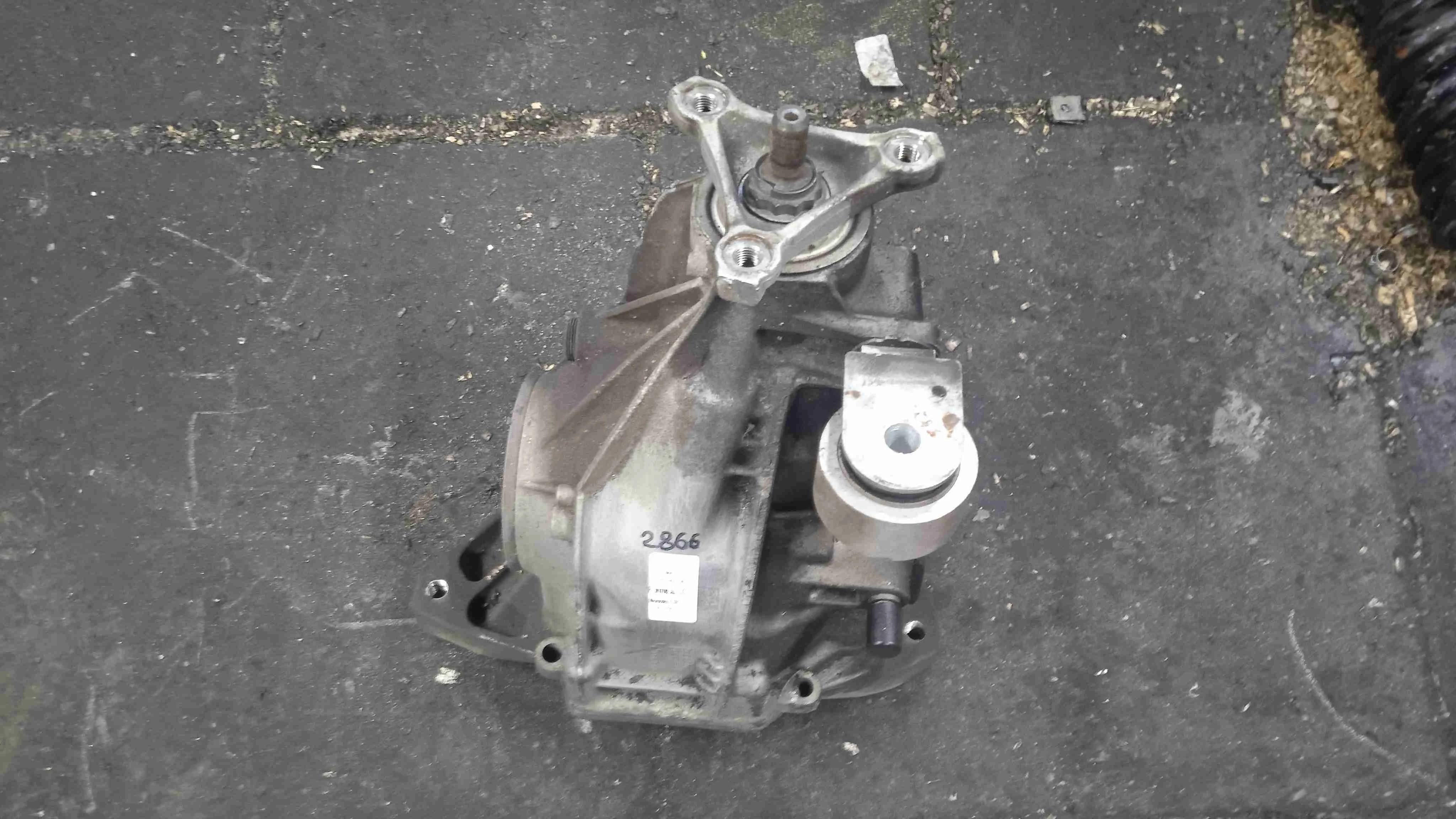 Редуктор заднего моста Mercedes-Benz W205/S205/C205/A205 рестайлинг (2018—2021) A2053505200
 651921