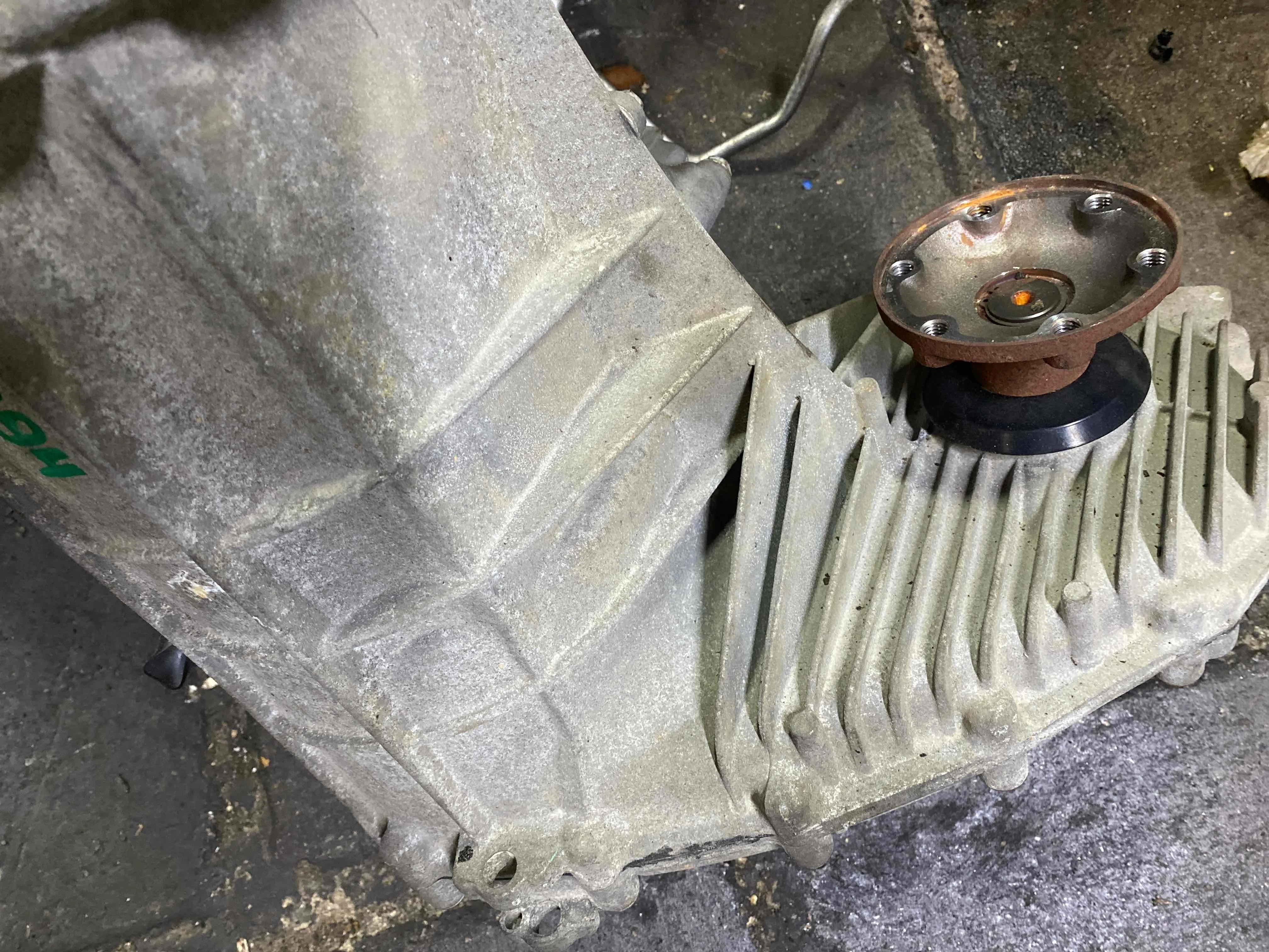 Раздаточная коробка Audi 4M (2015—2020) 0AQ341010J CJM