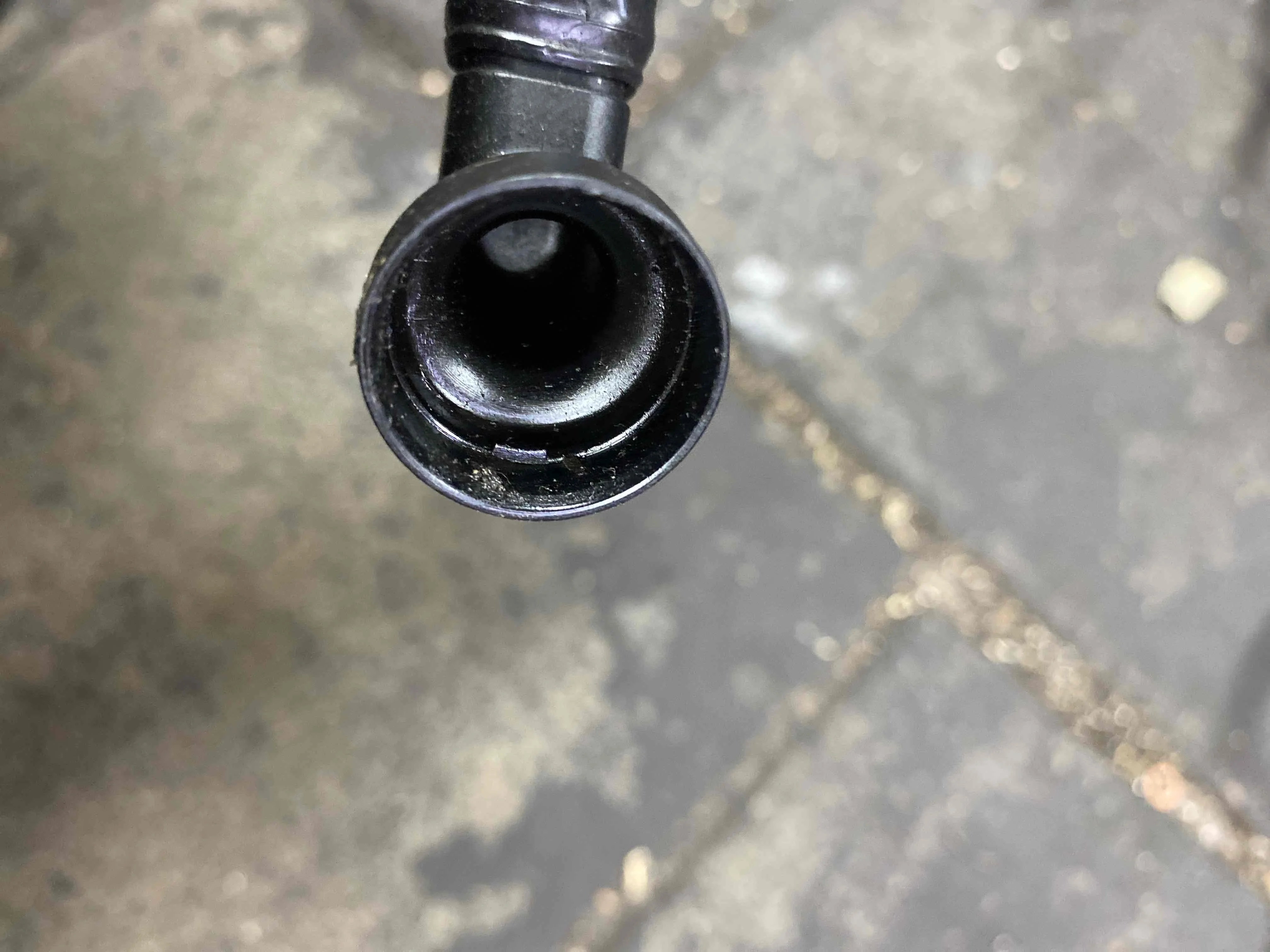 Трубка вакуумная Mercedes-Benz W166 (2011—2015) A2760180312 276