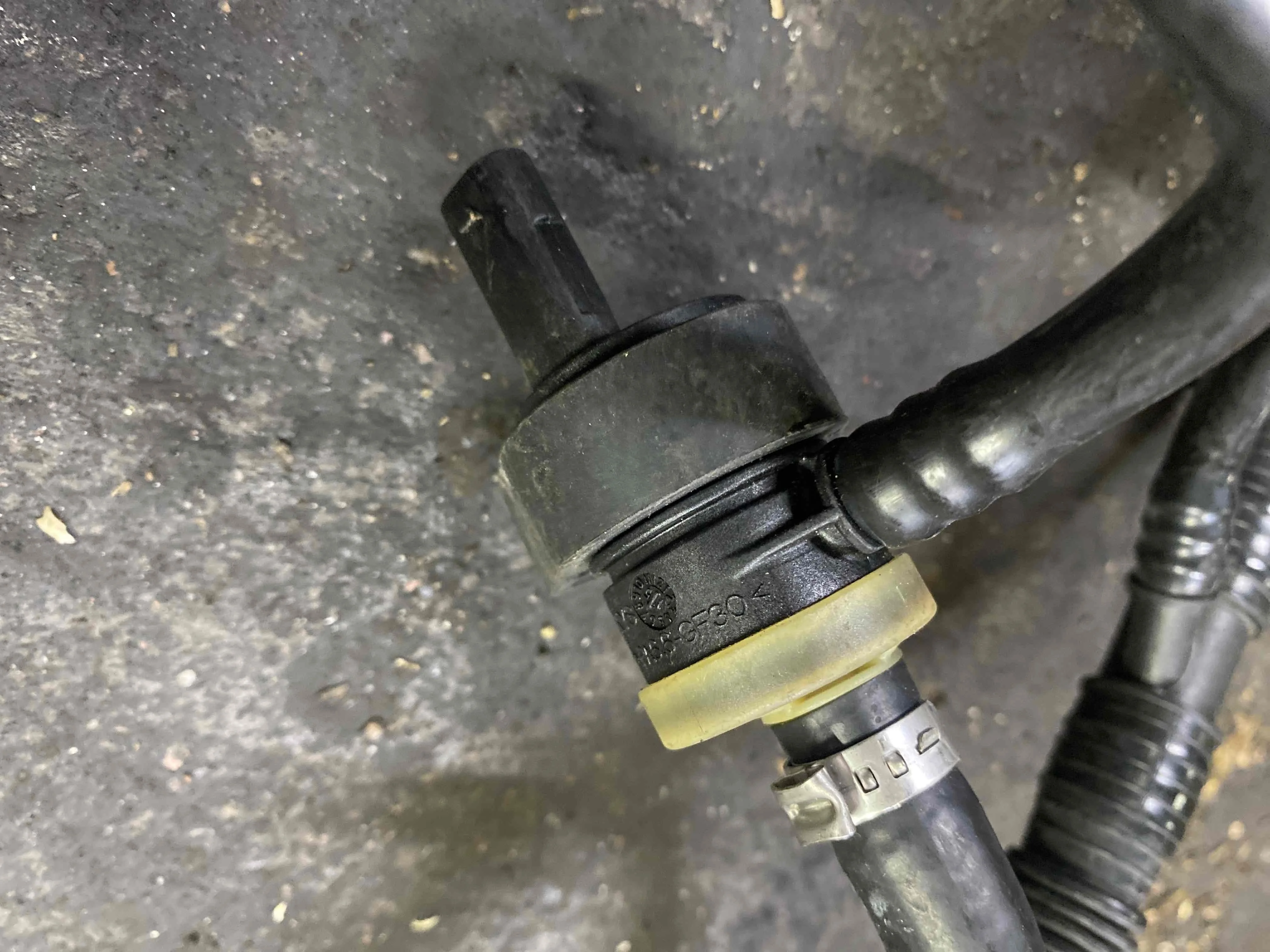 Маслоотделитель (сапун) Mercedes-Benz W213/S213/C238/A238 (2016—2021) A2700105401 274