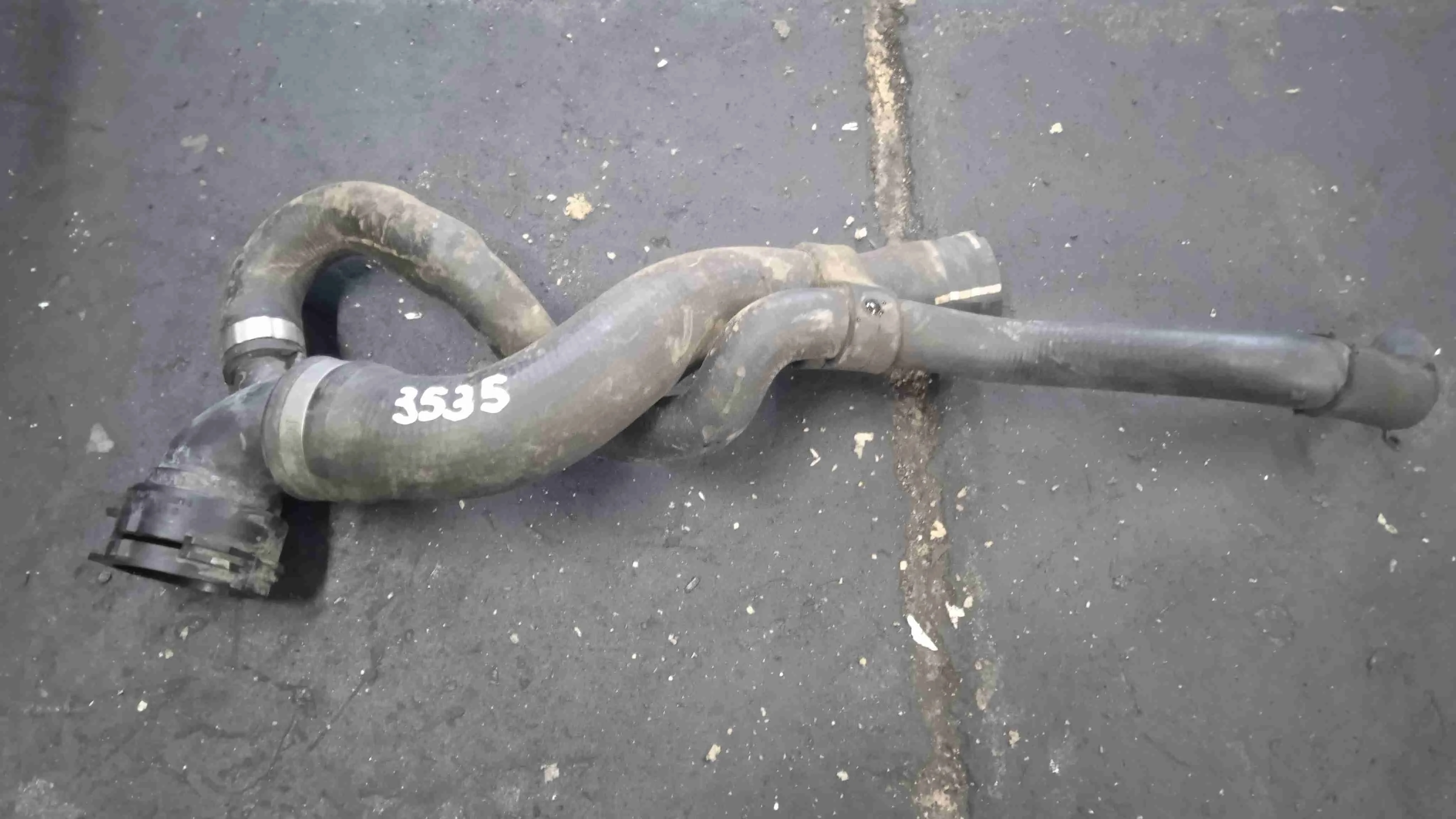 Патрубок (трубопровод, шланг) Volkswagen II рестайлинг (2014—2018) 7P6122291C
 CUD