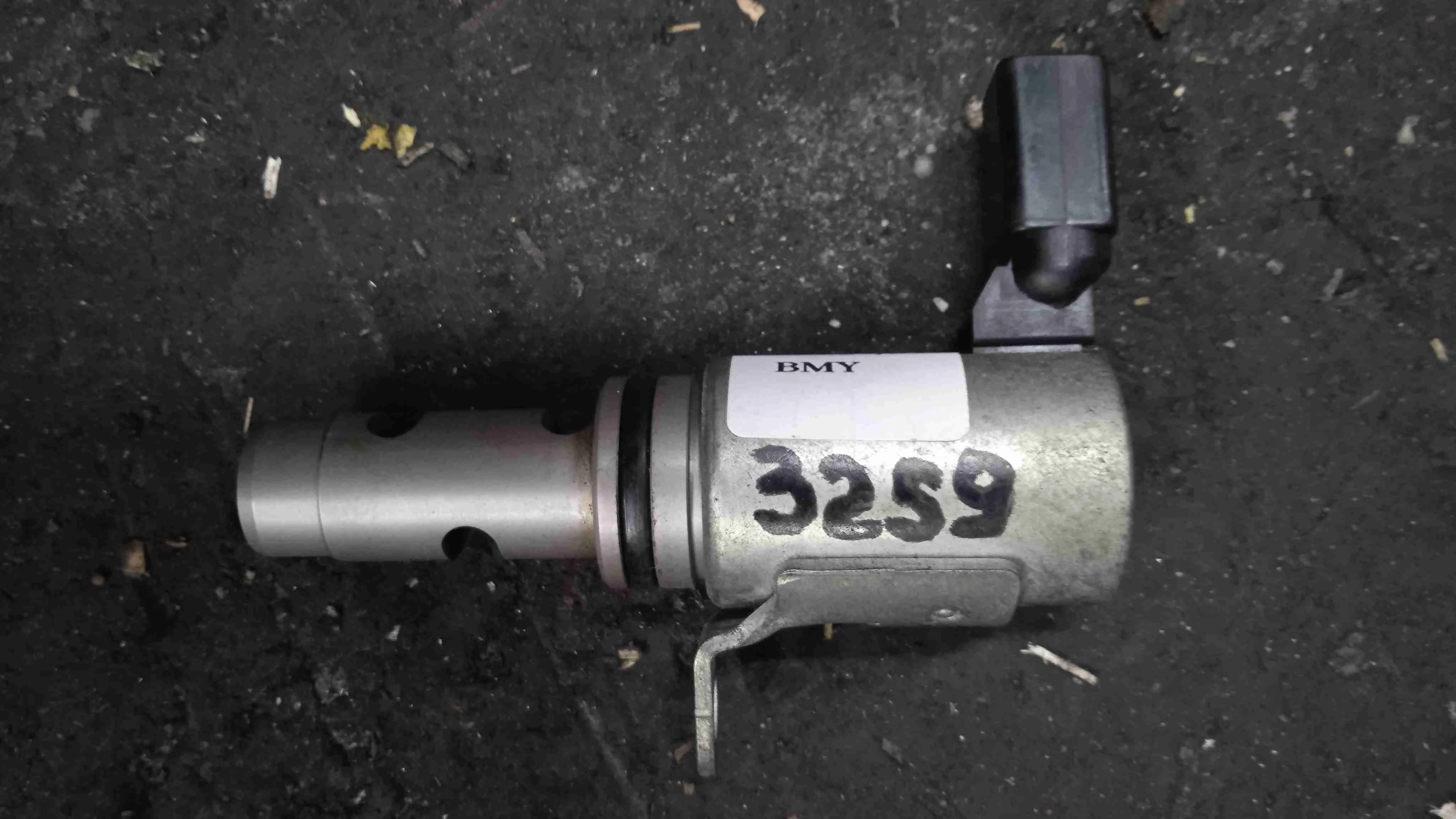 Клапан электромагнитный Volkswagen Mk6 (2008—2012) 03C906455A
 BMY