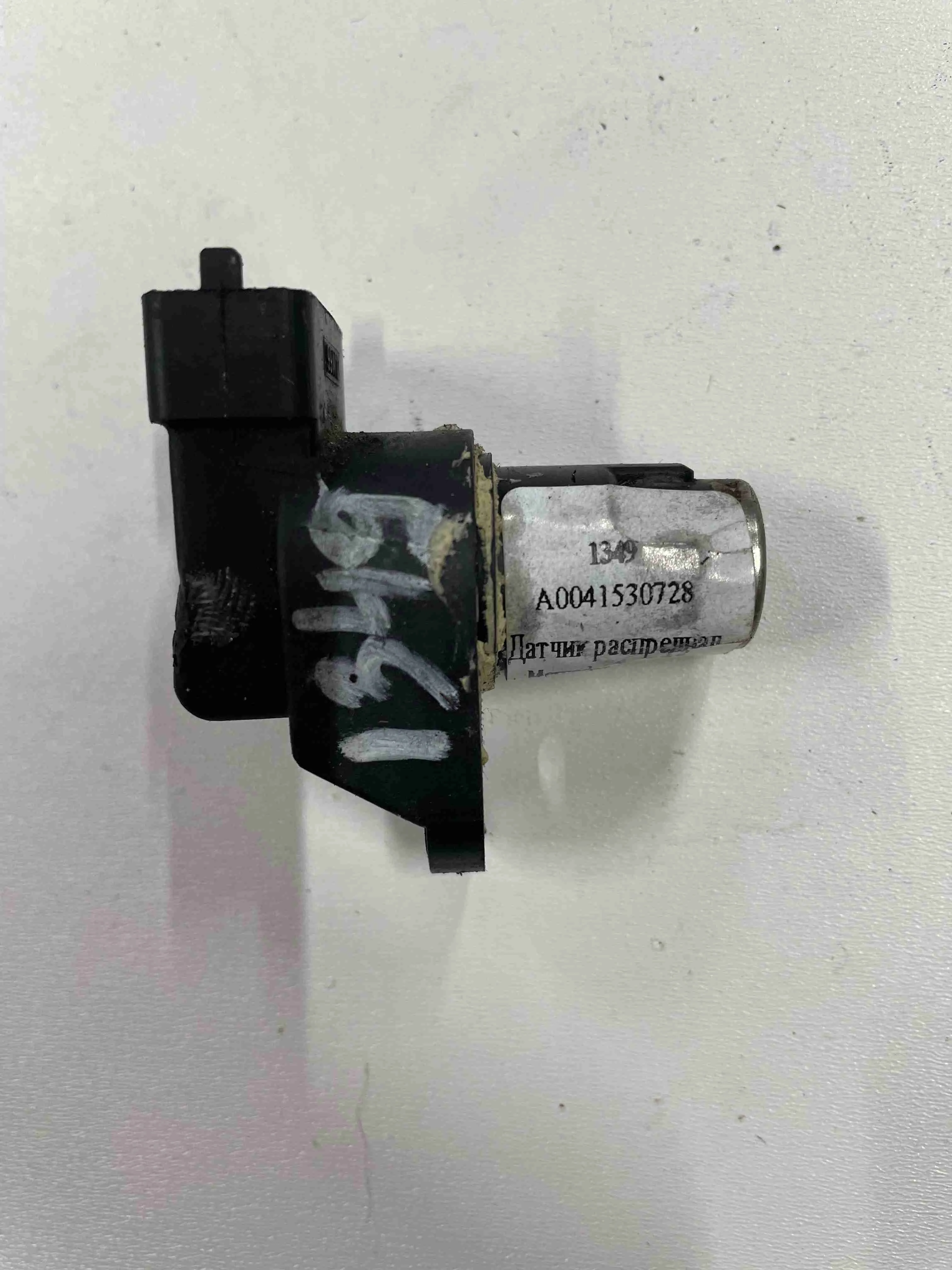 Датчик распредвала Mercedes-Benz W210/S210 (1995—1999) A0041530728
 112