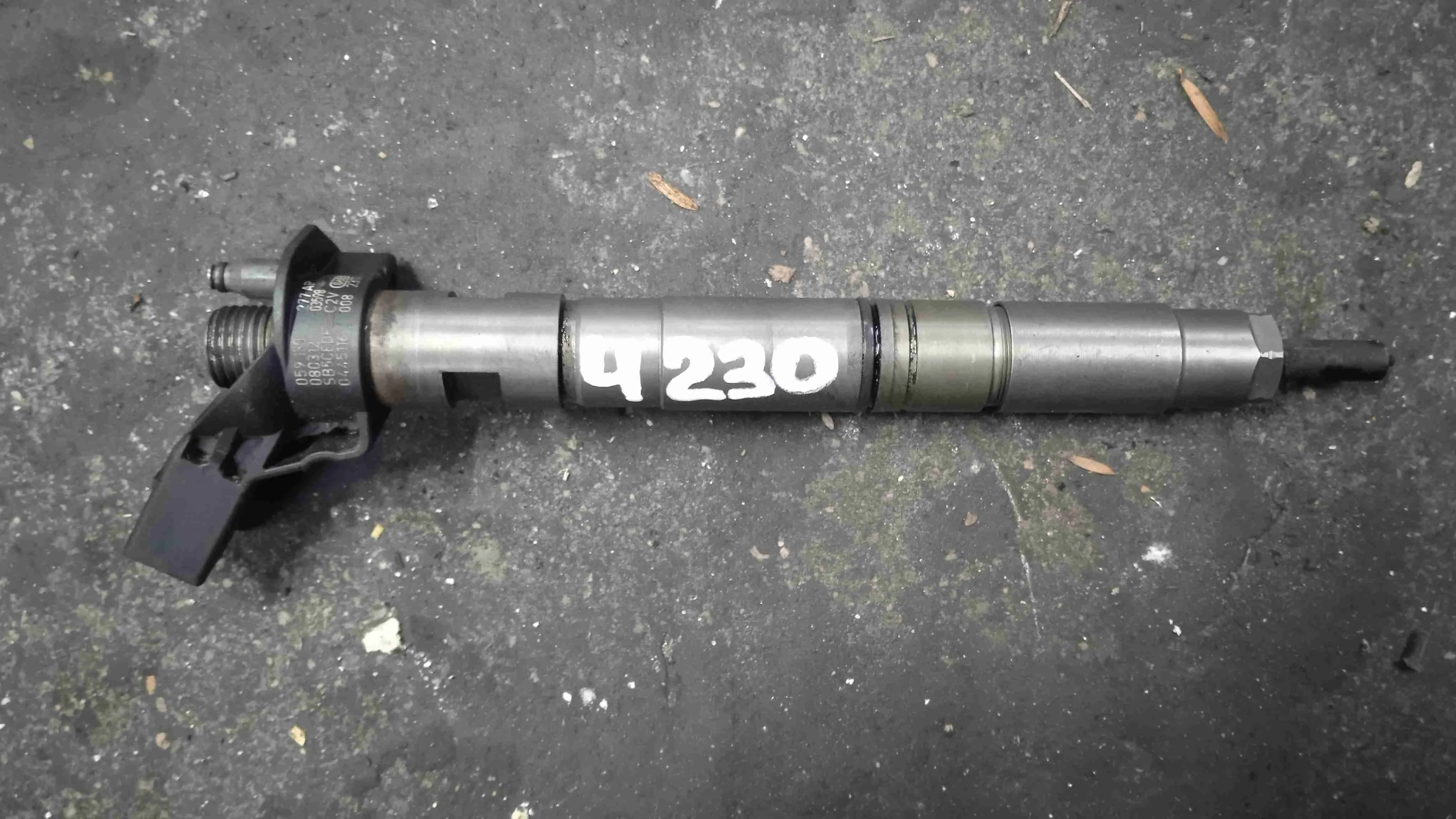 Форсунка Audi B8 (2007—2012) 059130277AP
 CAM