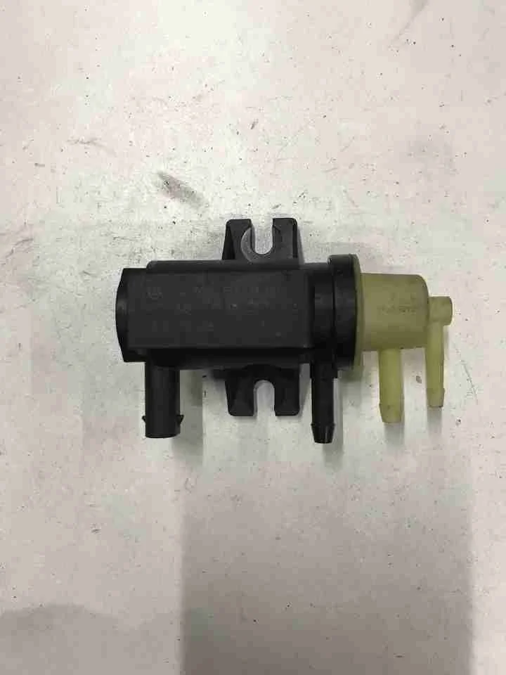 Клапан электромагнитный Mercedes-Benz W166 (2011—2015) A0091533128
 651913