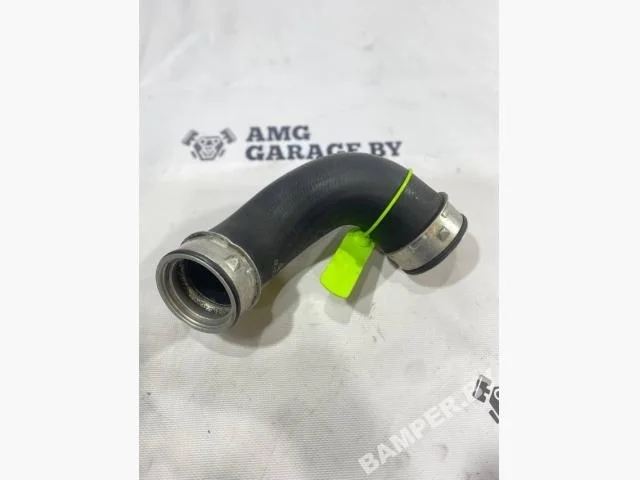 Патрубок интеркулера Mercedes-Benz W203/S203/CL203 (2000—2004) A2035282882