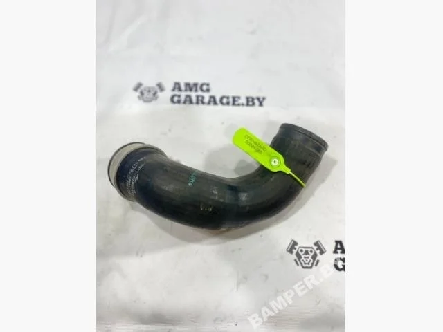 Патрубок интеркулера Mercedes-Benz W211/S211 (2002—2006) A2115282182