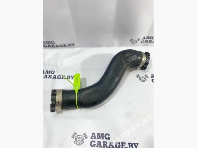 Патрубок интеркулера Mercedes-Benz W204/S204 (2006—2011) A2045282182