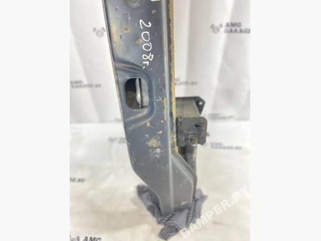 Усилитель бампера переднего Mercedes-Benz W639 рестайлинг (2010—2014) A6396201434