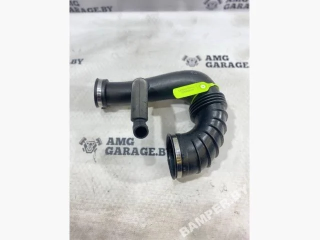 Патрубок воздушного фильтра Mercedes-Benz W211/S211 (2002—2006) A6460940097