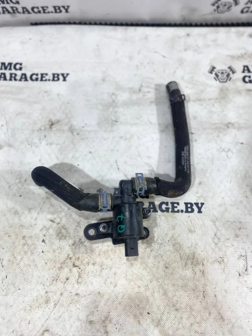 Насос антифриза дополнительный Audi I рестайлинг (2011—2016) 4h0121671d