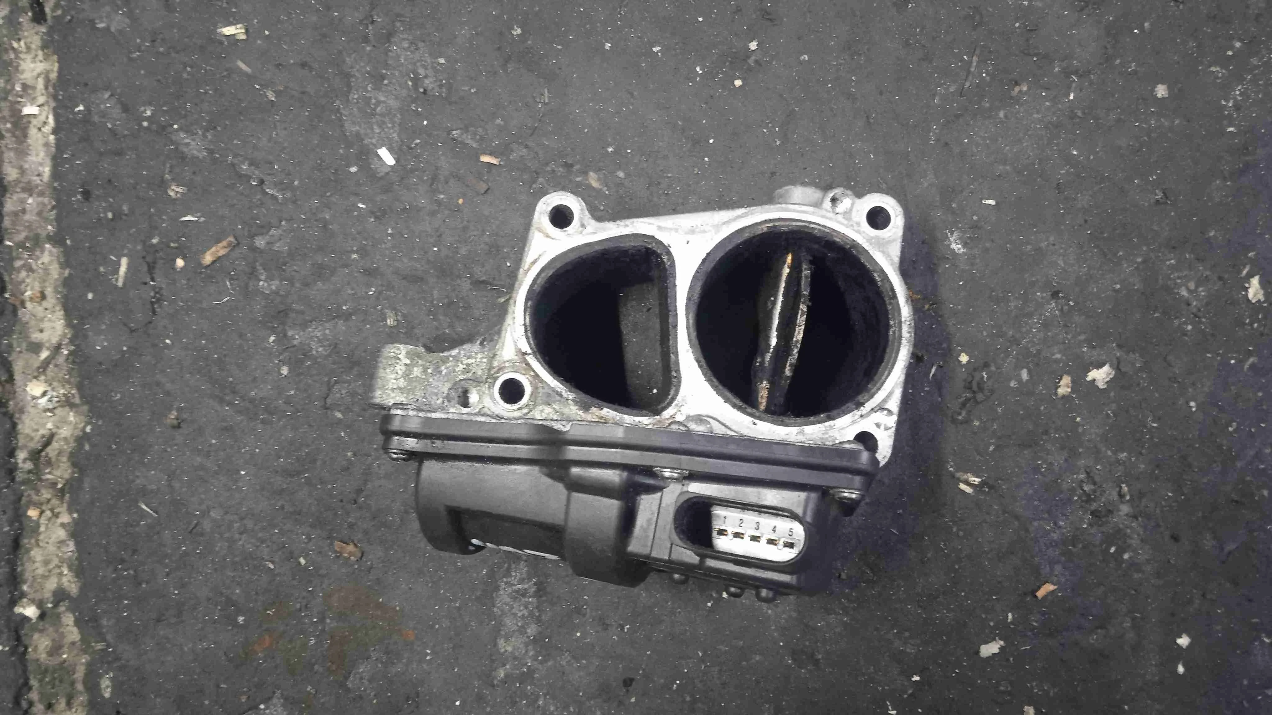 Заслонка дроссельная Audi 4M (2015—2020) 059129593J
 CJG