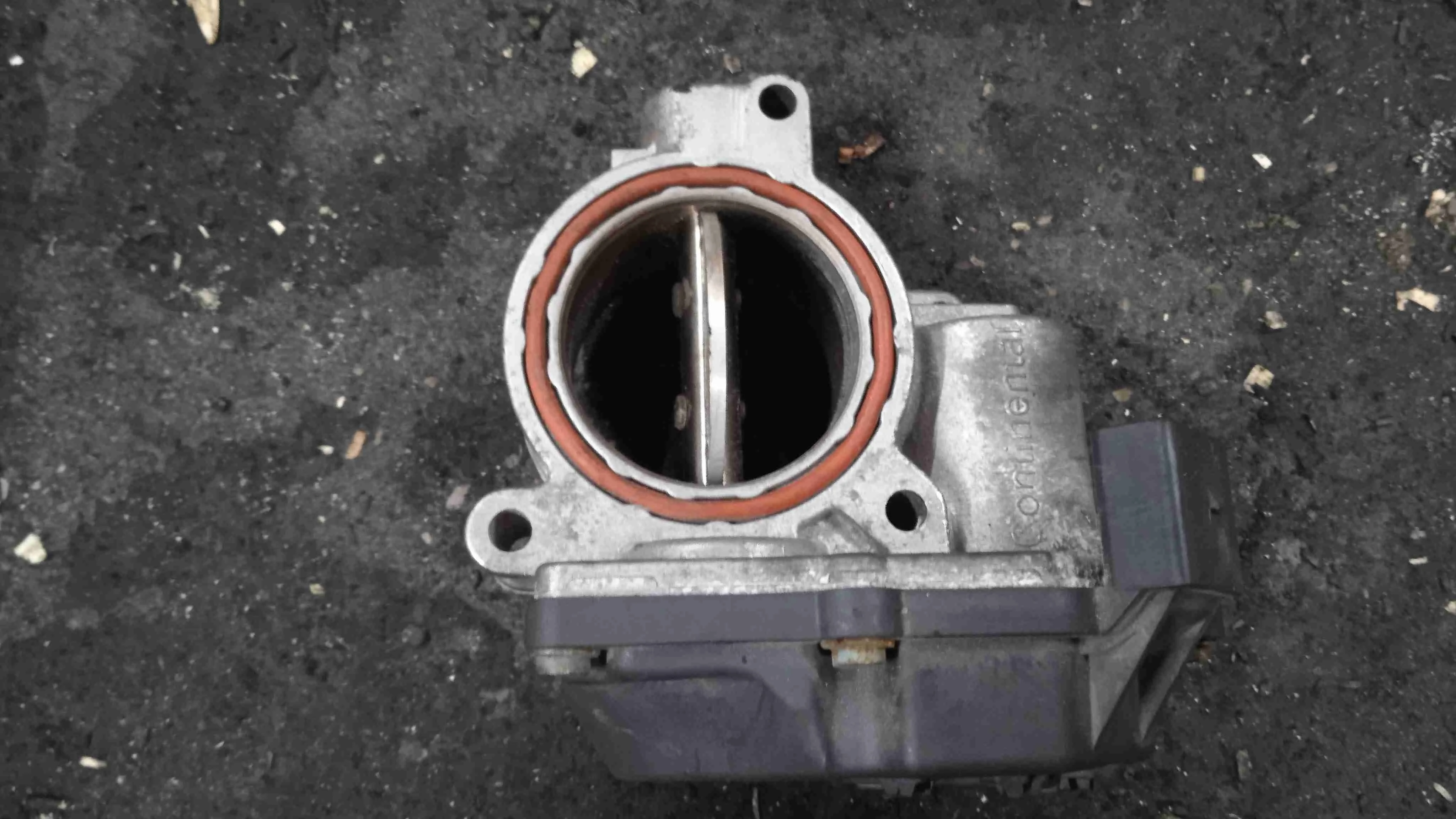 Заслонка дроссельная Audi D4 рестайлинг (2013—2017) 057128063H
 CCF