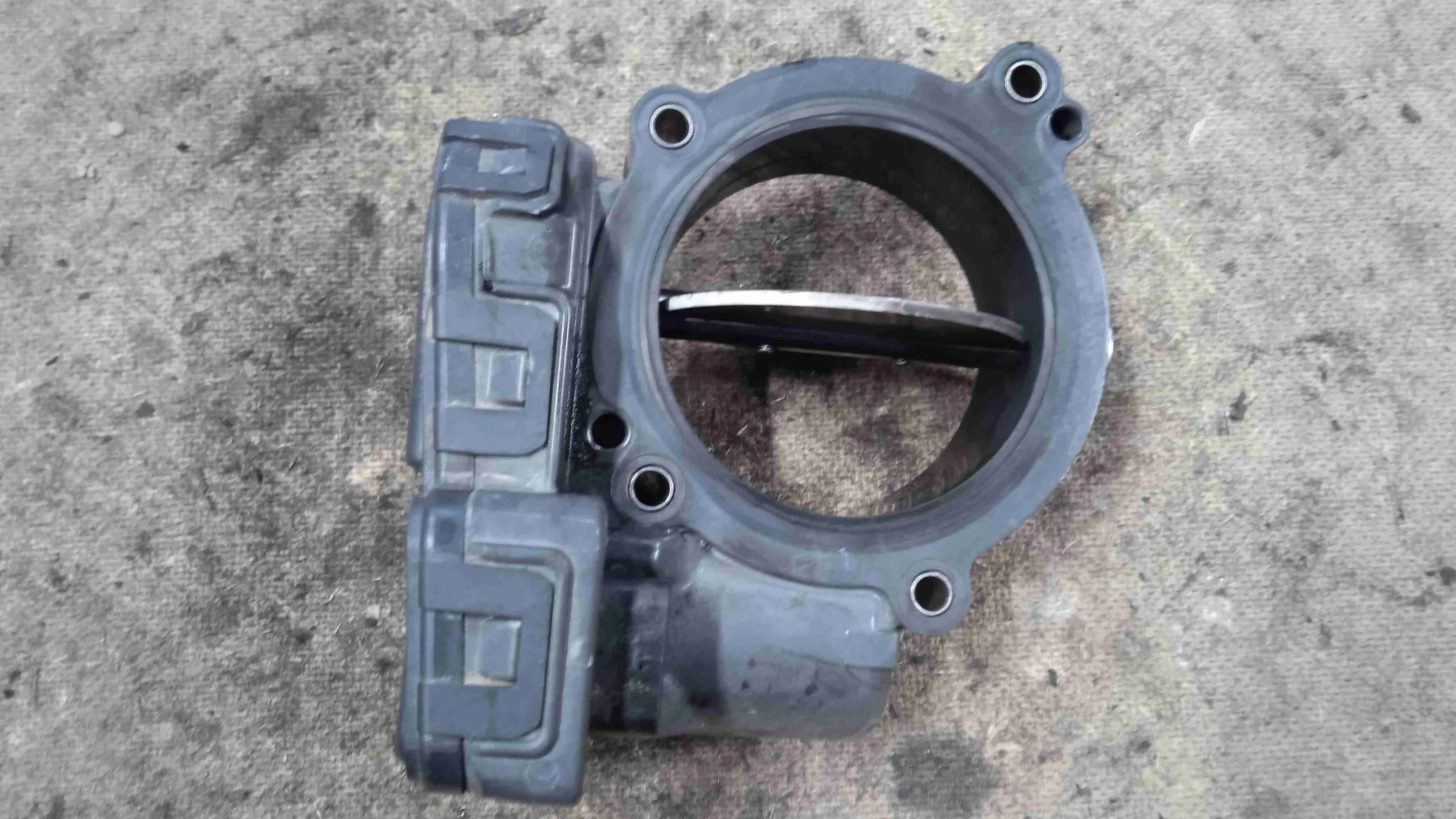 Заслонка дроссельная Mercedes-Benz W639 (2003—2010) A6510900470
;  A6510900370 651