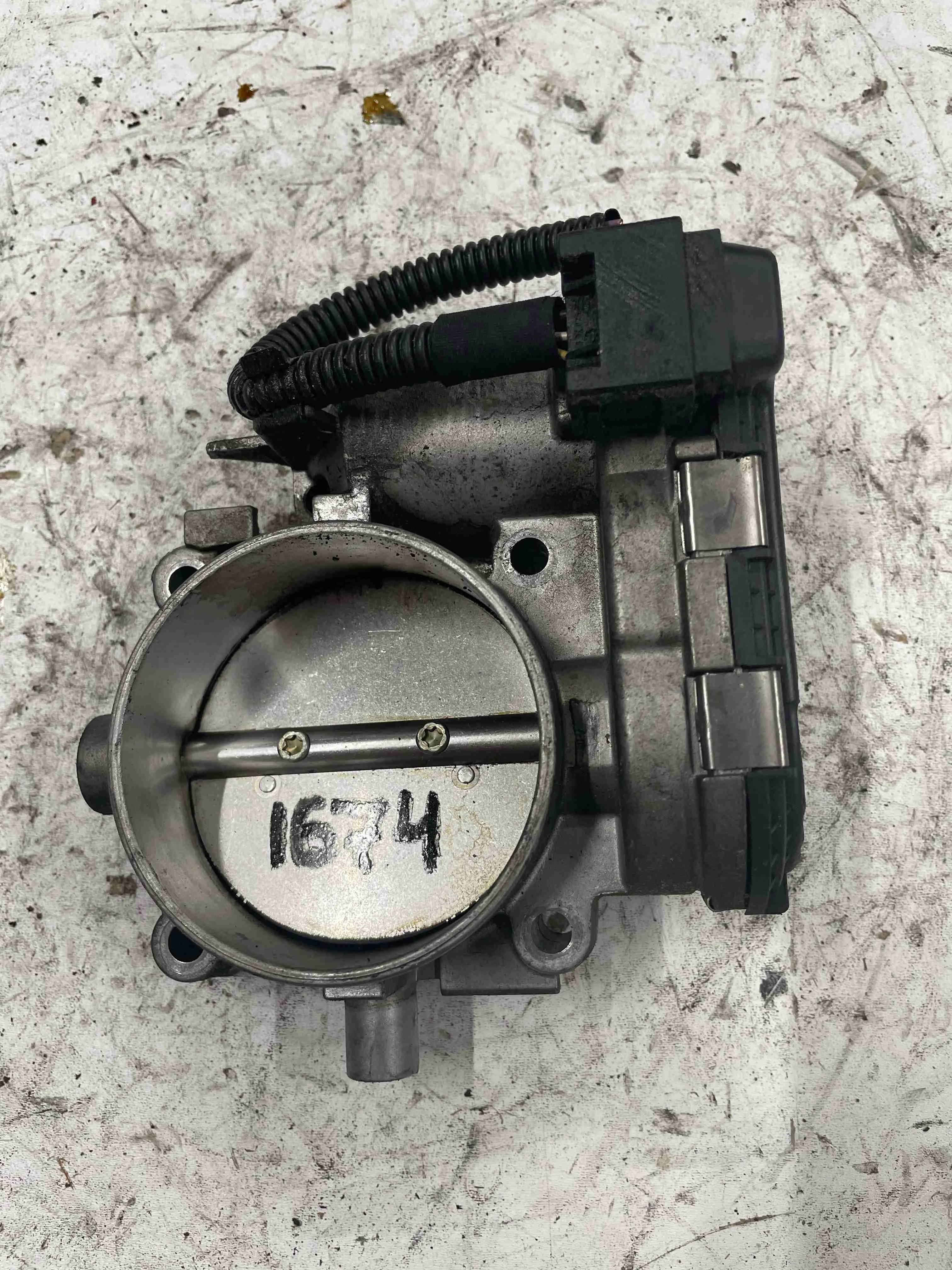 Заслонка дроссельная Mercedes-Benz W221 рестайлинг (2009—2013) A1131410125
 272