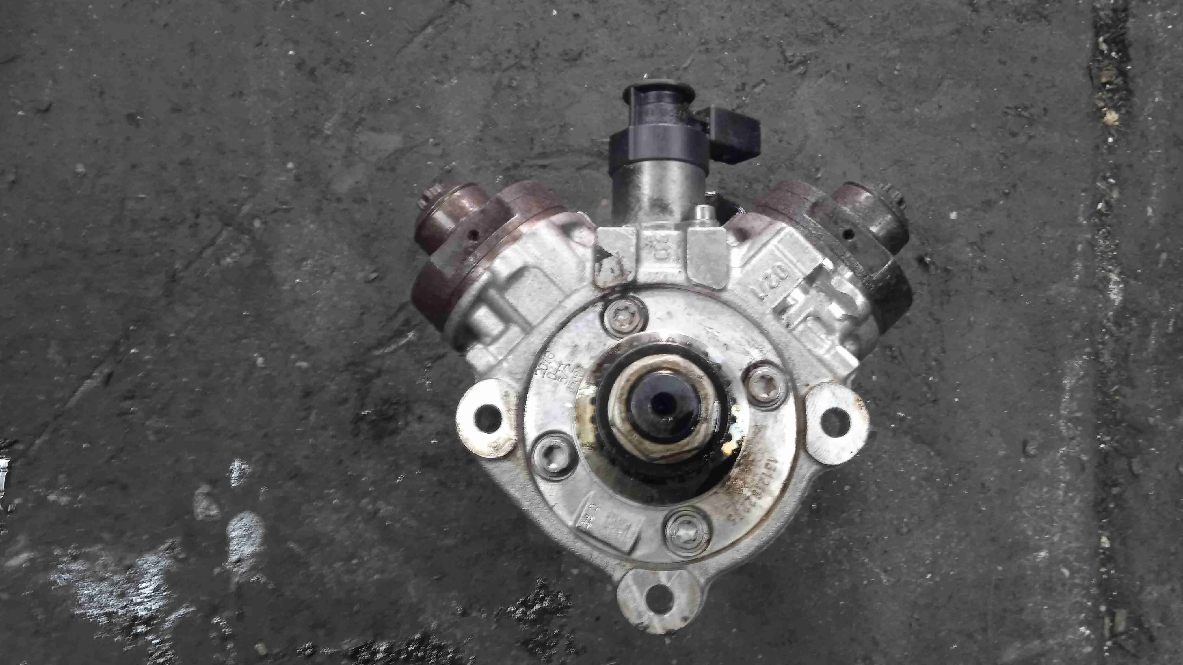 ТНВД Volkswagen II рестайлинг (2014—2018) 059130755CG
; 059130755DB; 059130755DF CVM