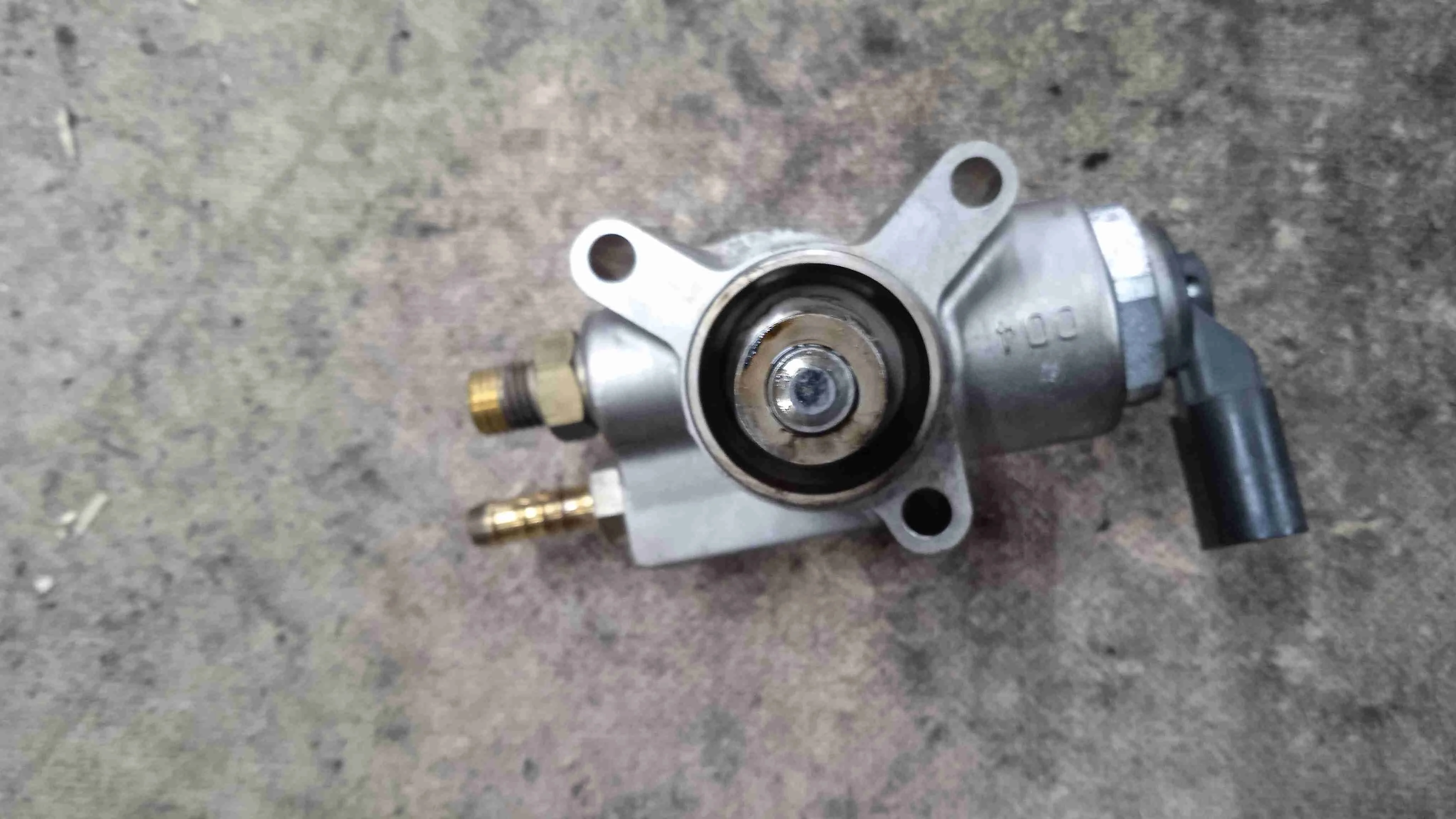 ТНВД Volkswagen Mk6 (2008—2012) 03C127025T
; 03C127025R BMY