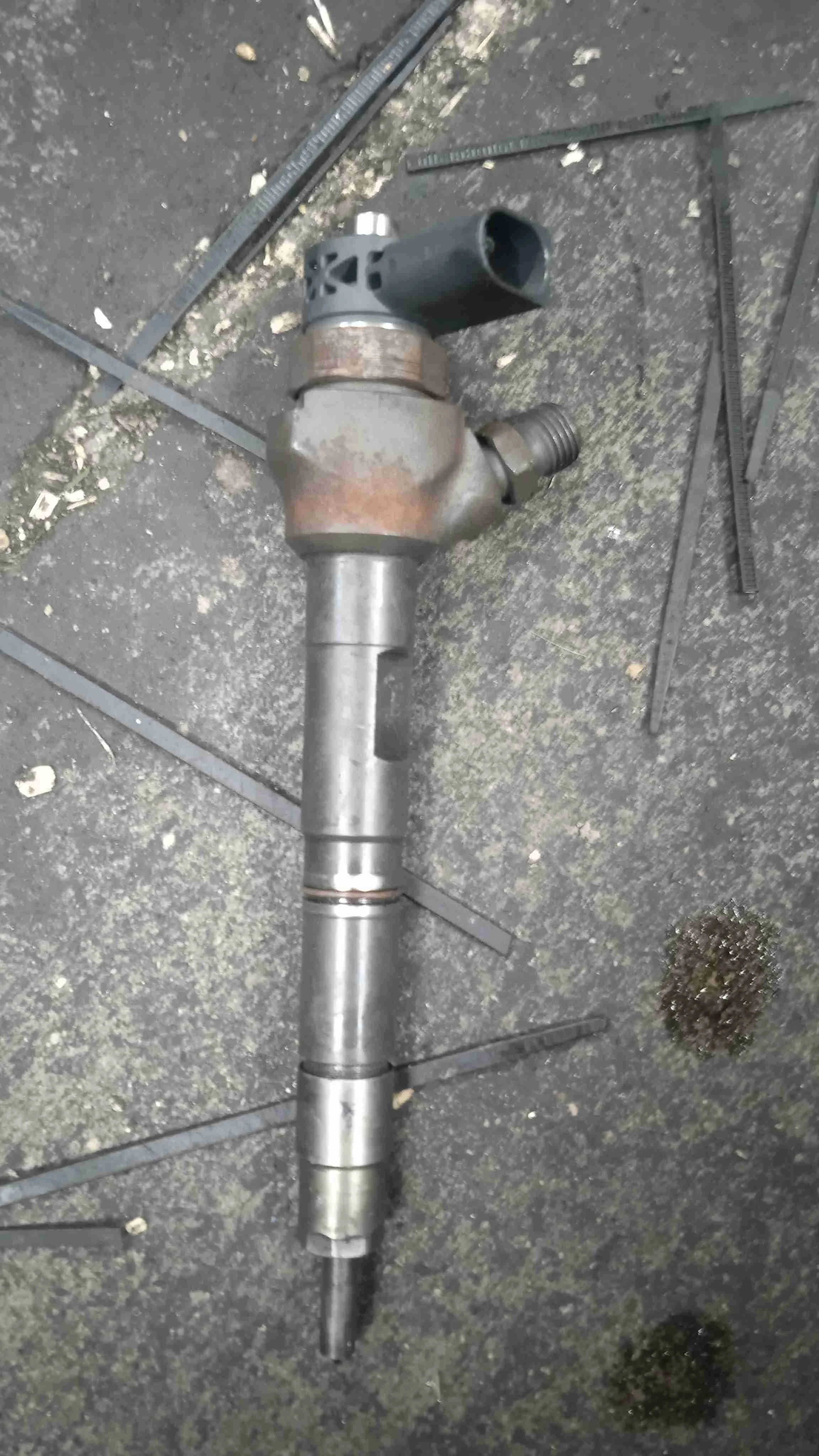 Форсунка Volkswagen I рестайлинг (2011—2018) 03L130277J
 CFFB