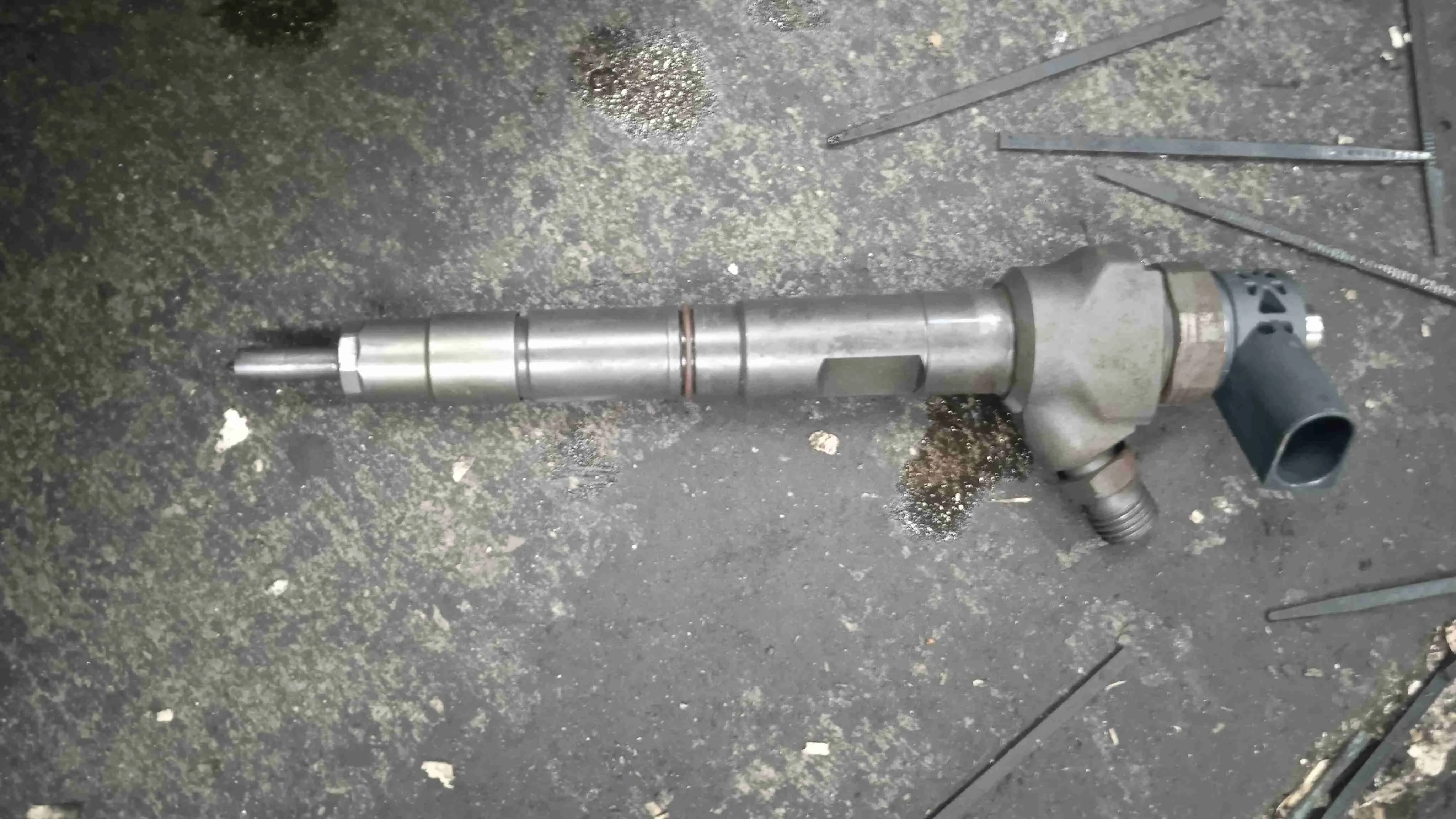 Форсунка Volkswagen I рестайлинг (2011—2018) 03L130277J
 CFFB