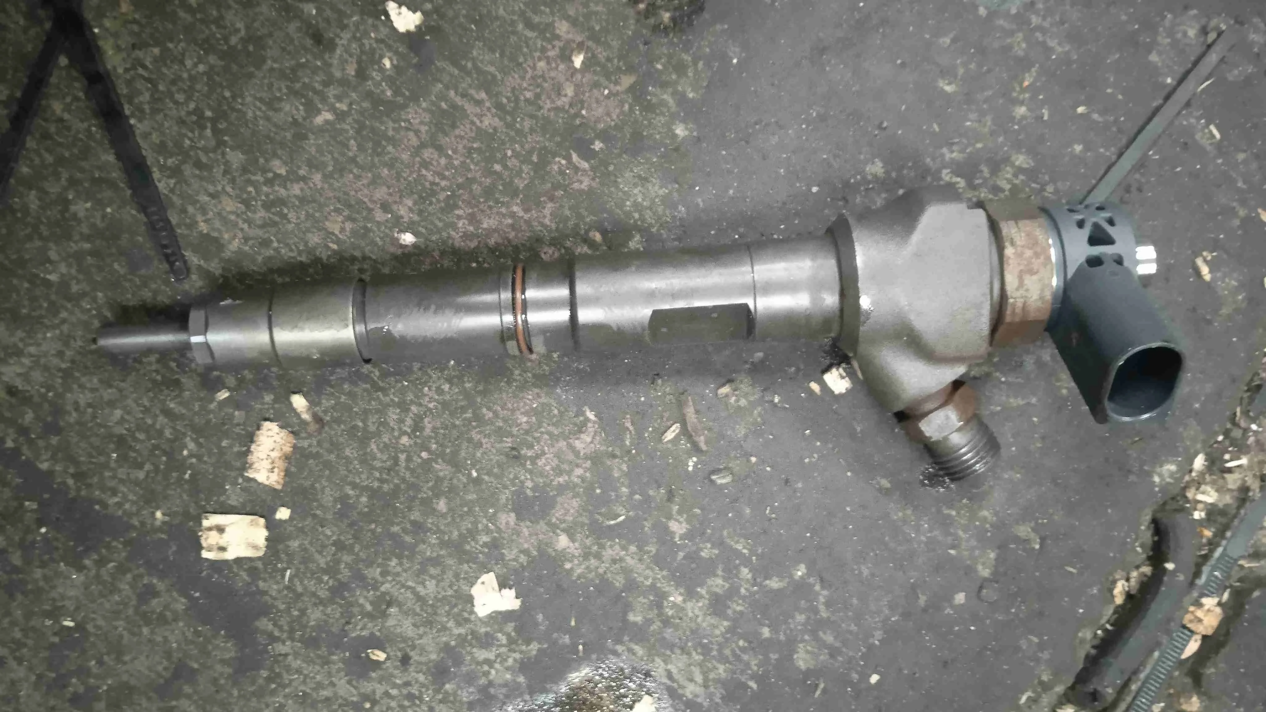 Форсунка Volkswagen I рестайлинг (2011—2018) 03L130277J
 CFFB